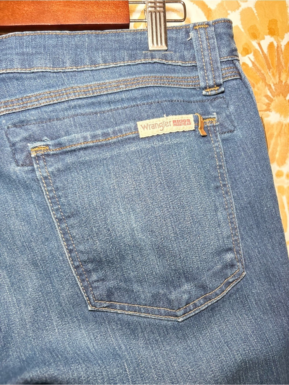 Wrangler Western Bootcut Jeans Women's Size 14x30 | Medium Wash Stretch Denim - Picture 7 of 11